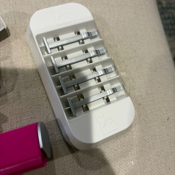 dermaflash dermapore pore extractoe and serum infuser new - Picture 11 of 15